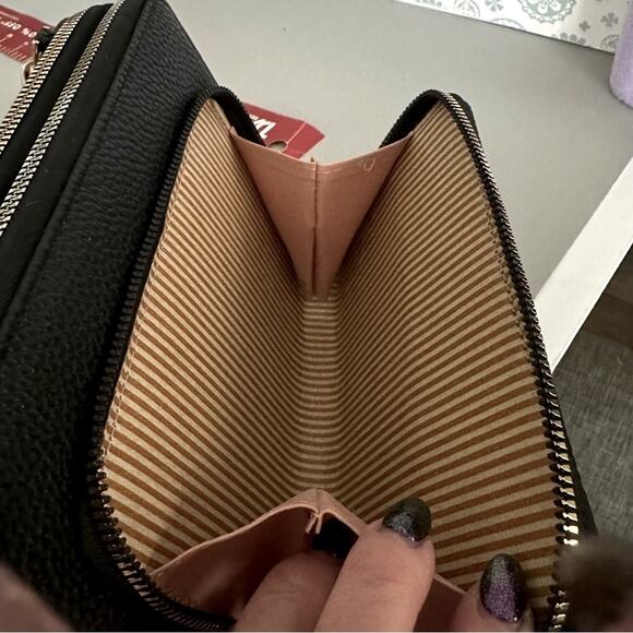 Grenobil black crossbow purse, three zipper compartments with slots - Picture 10 of 12